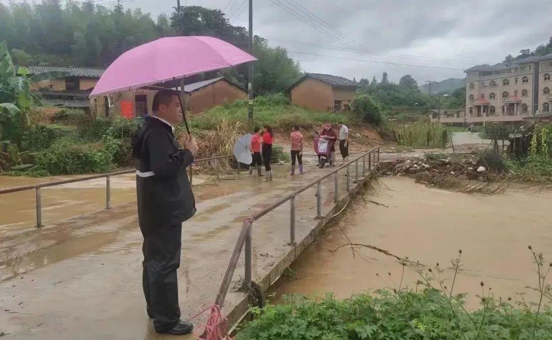 雨夜思绪